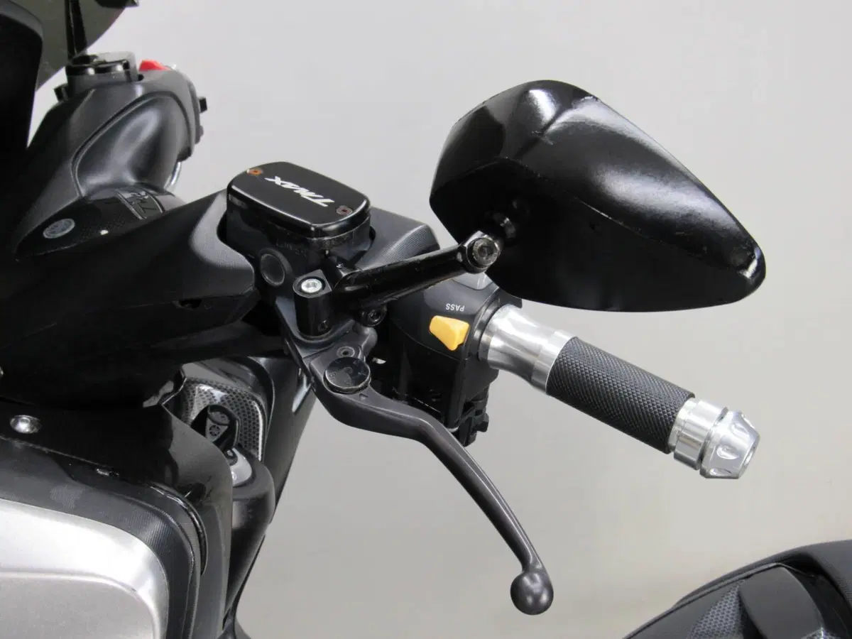 Yamaha T-Max 500 (2008 - 12) (13)