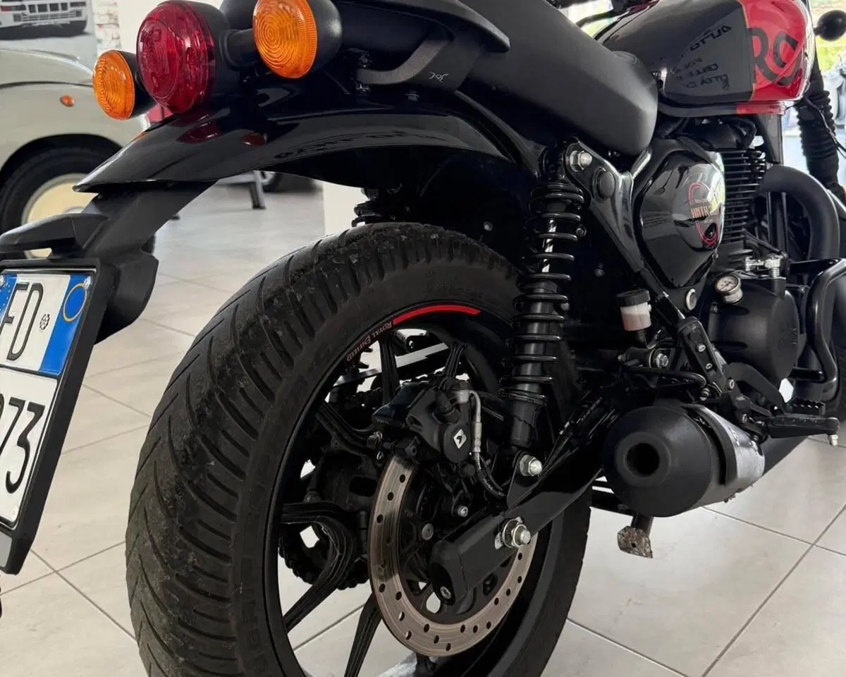 Royal Enfield HNTR 350 (2022 - 26) (6)