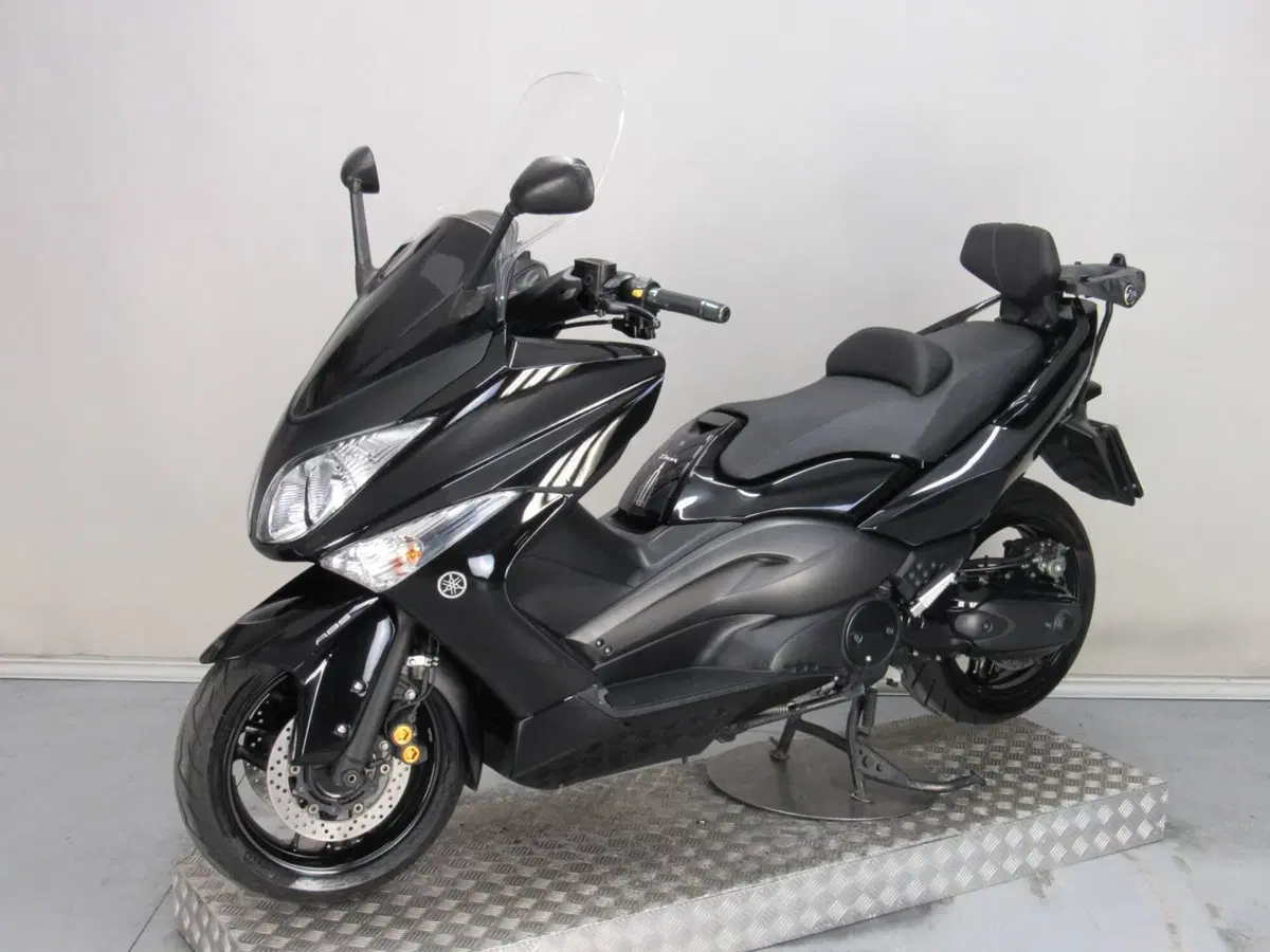 Yamaha T-Max 500 (2008 - 12) (4)