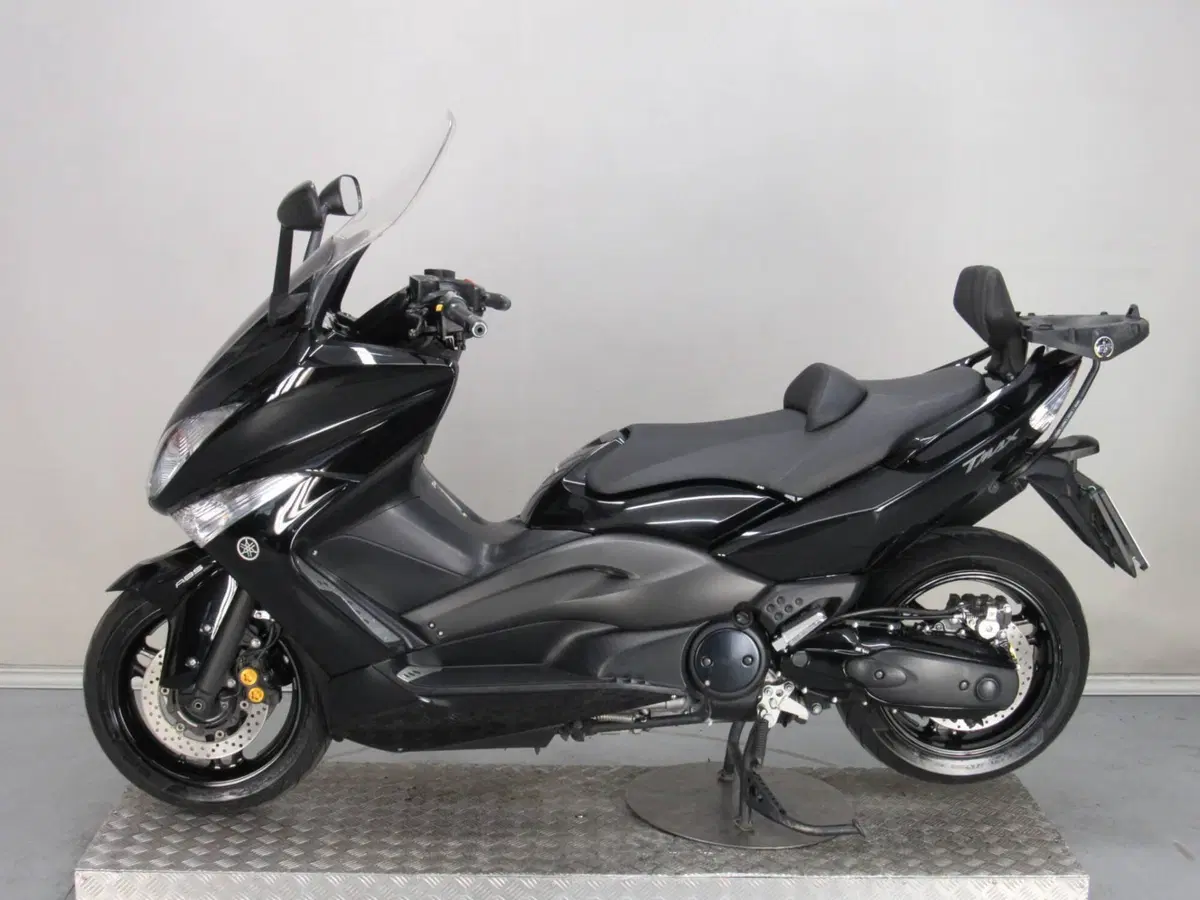 Yamaha T-Max 500 (2008 - 12) (5)