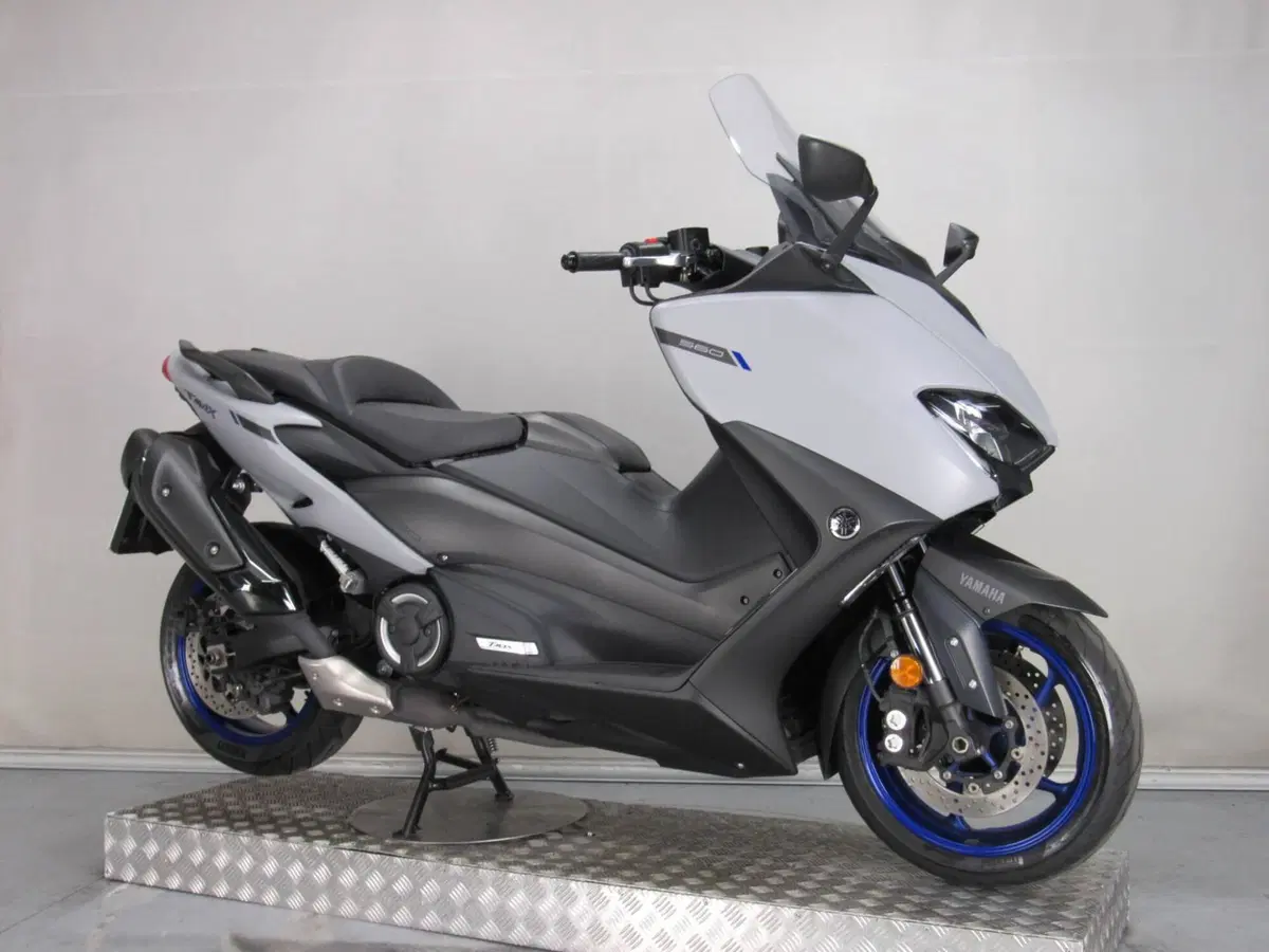 Yamaha T-Max 560 (2020 - 21)