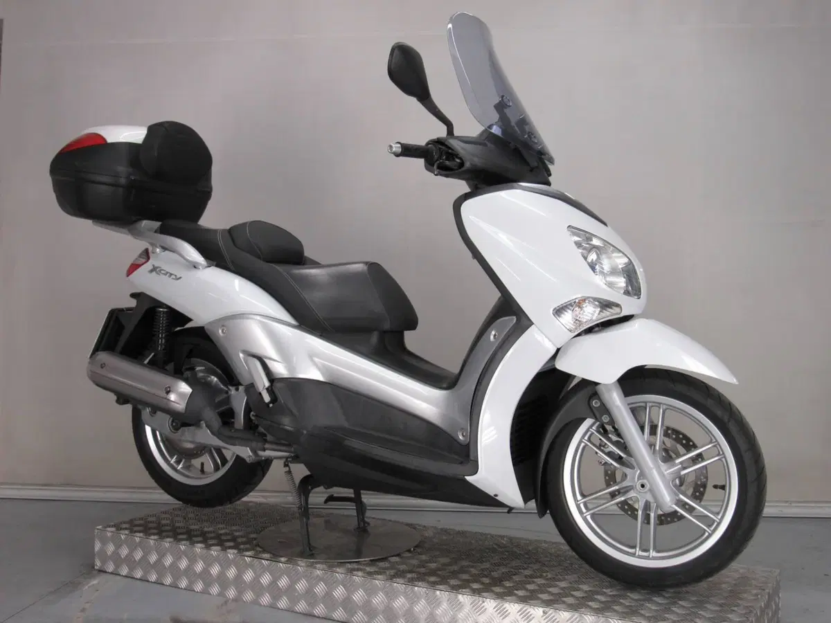 Yamaha X-City 125 (2007 - 16) (9)
