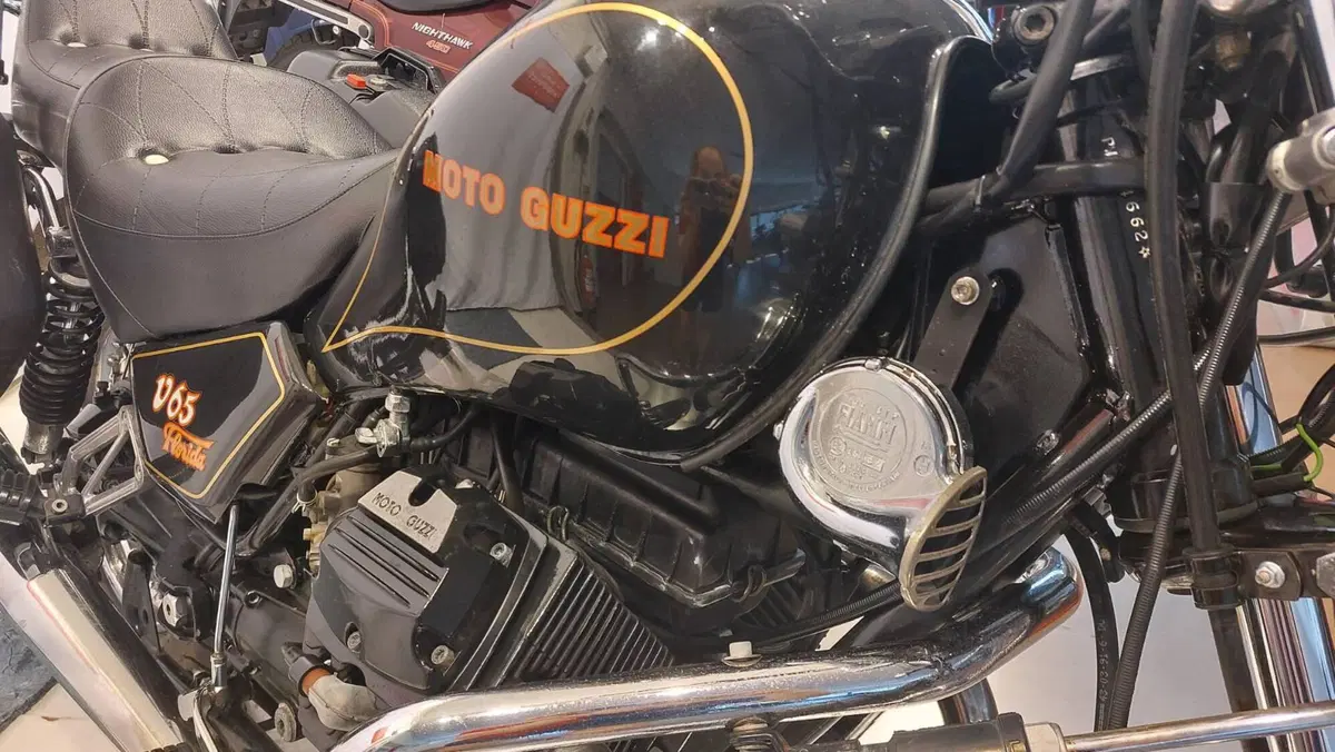 Moto Guzzi V 65 Florida (3)