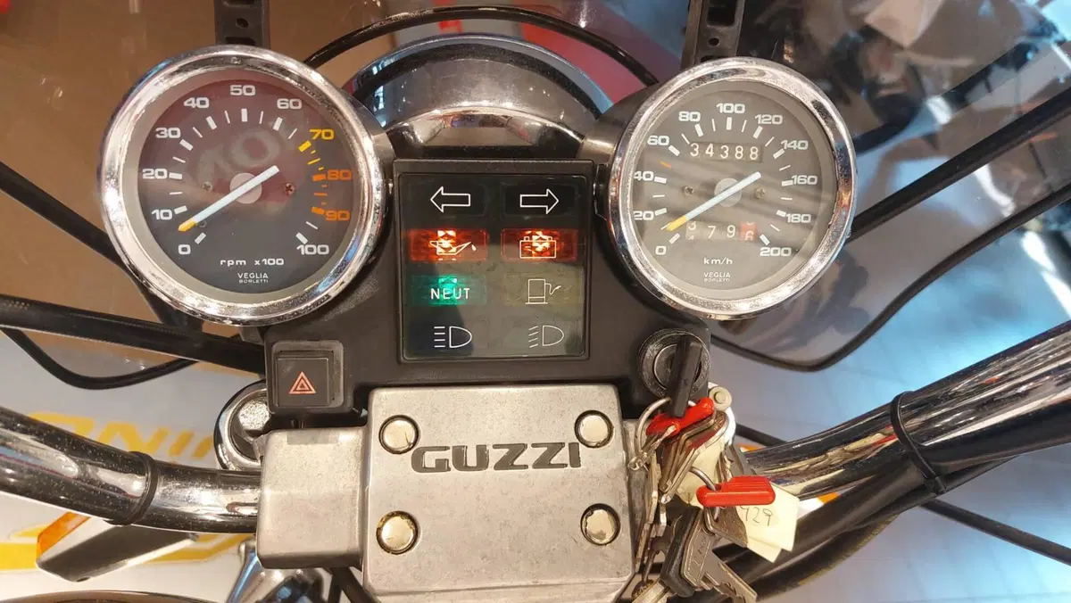 Moto Guzzi V 65 Florida (6)