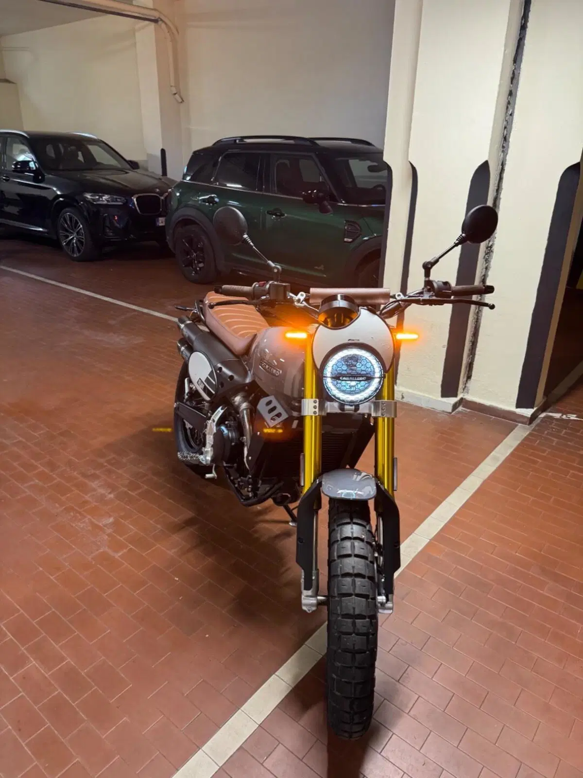 Fantic Motor Caballero 500 Scrambler Deluxe (2024) (12)