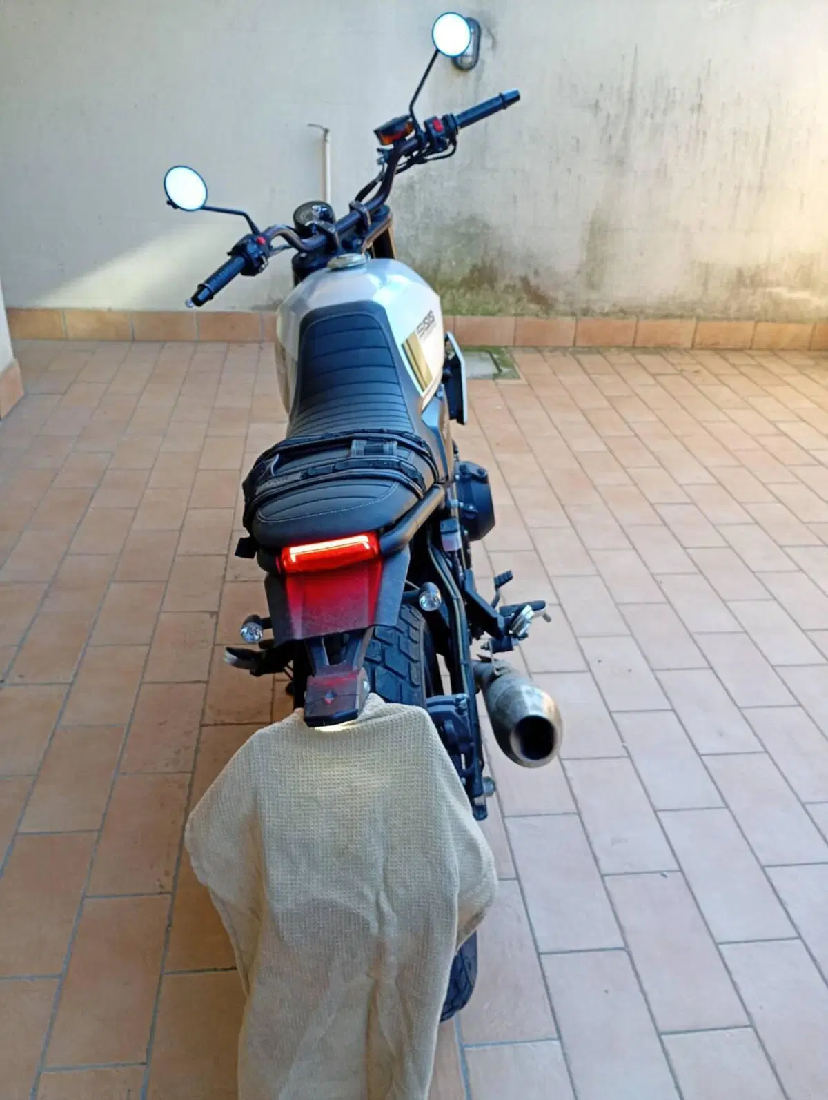 Brixton Motorcycles Crossfire 500 X (2021 - 26) (5)
