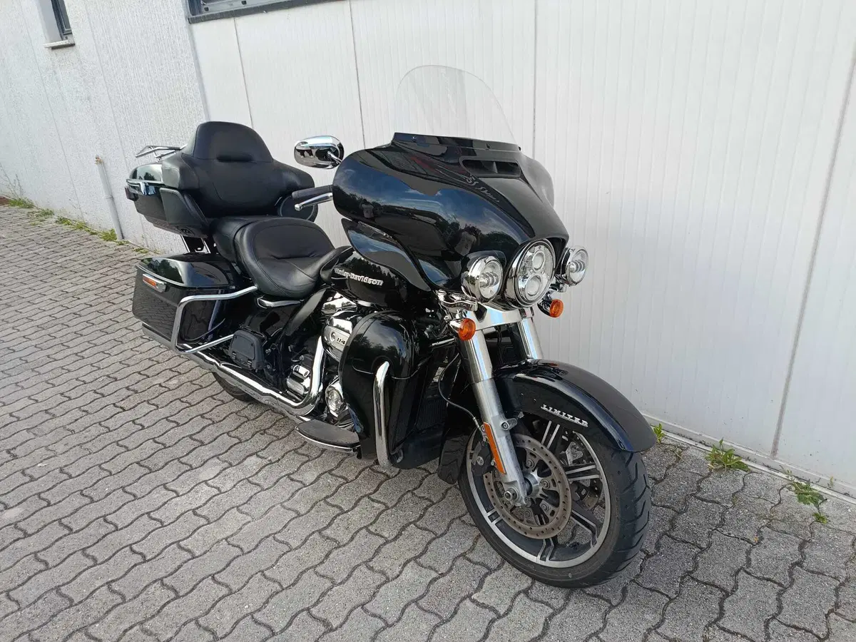 Harley-Davidson 114 Electra Glide Ultra Limited (2021 - 22) - FLHTK (3)