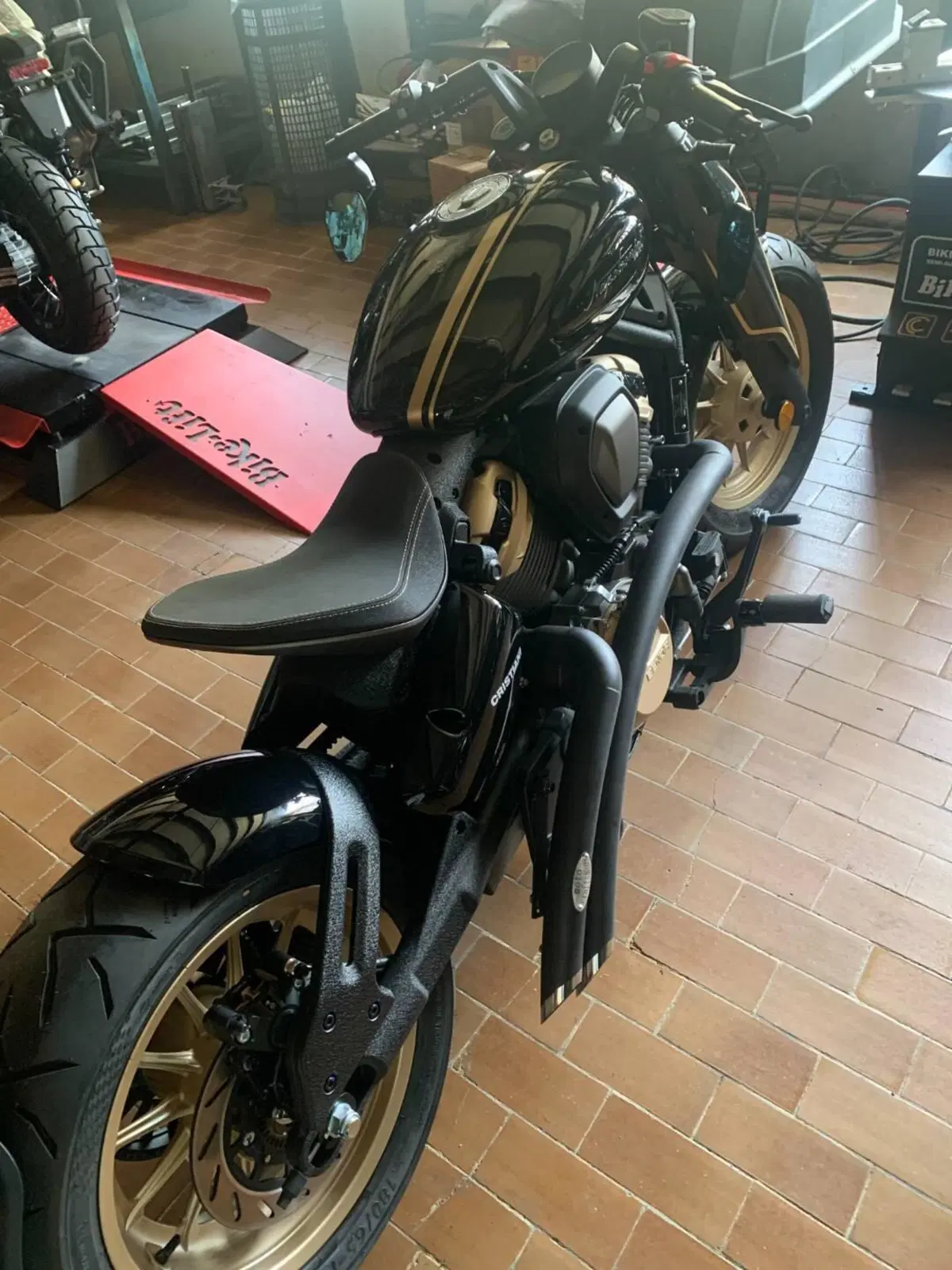Benda Motorcycles Napoleon Bob 500 (2024 - 26) (2)