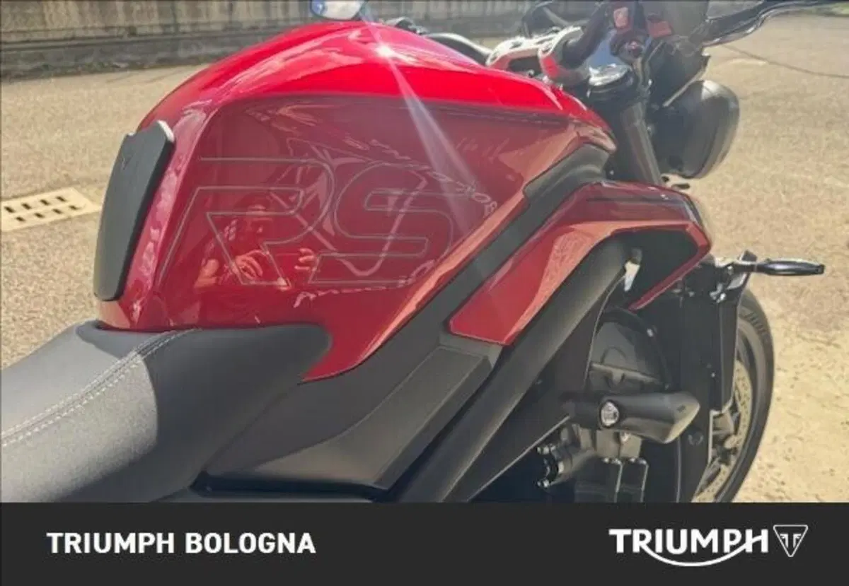 Triumph Street Triple 765 RS (2023 - 26) (4)