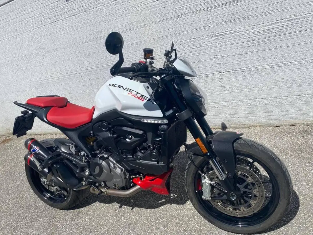 Ducati Monster 937 + (2021 - 25) (2)