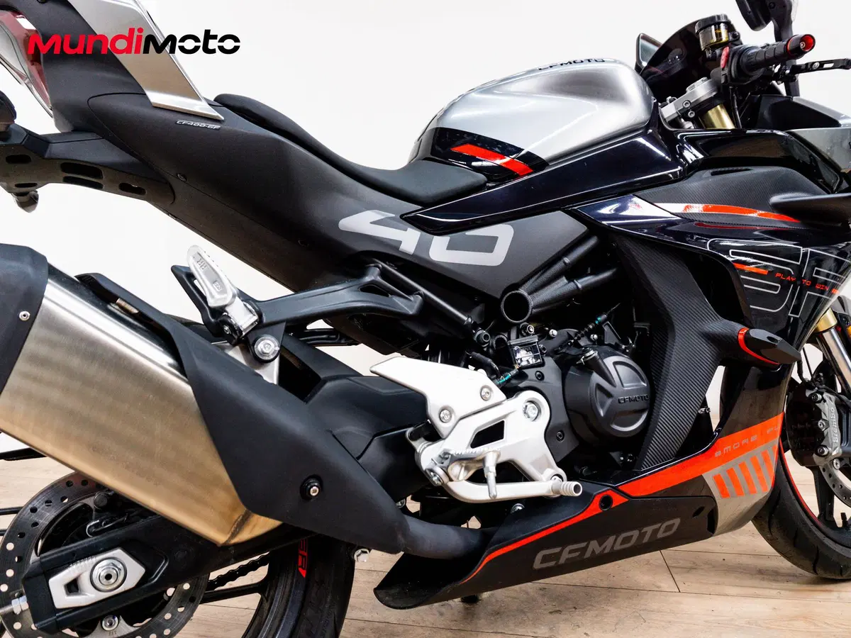 CFMOTO 450SR-S (2024 - 26) (4)