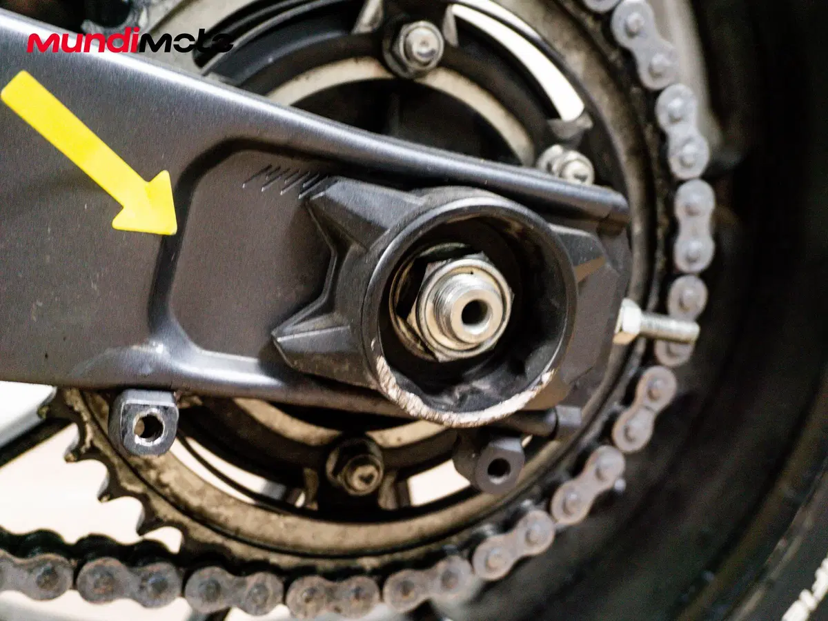 Yamaha YZF R7 (2021 - 25) (14)