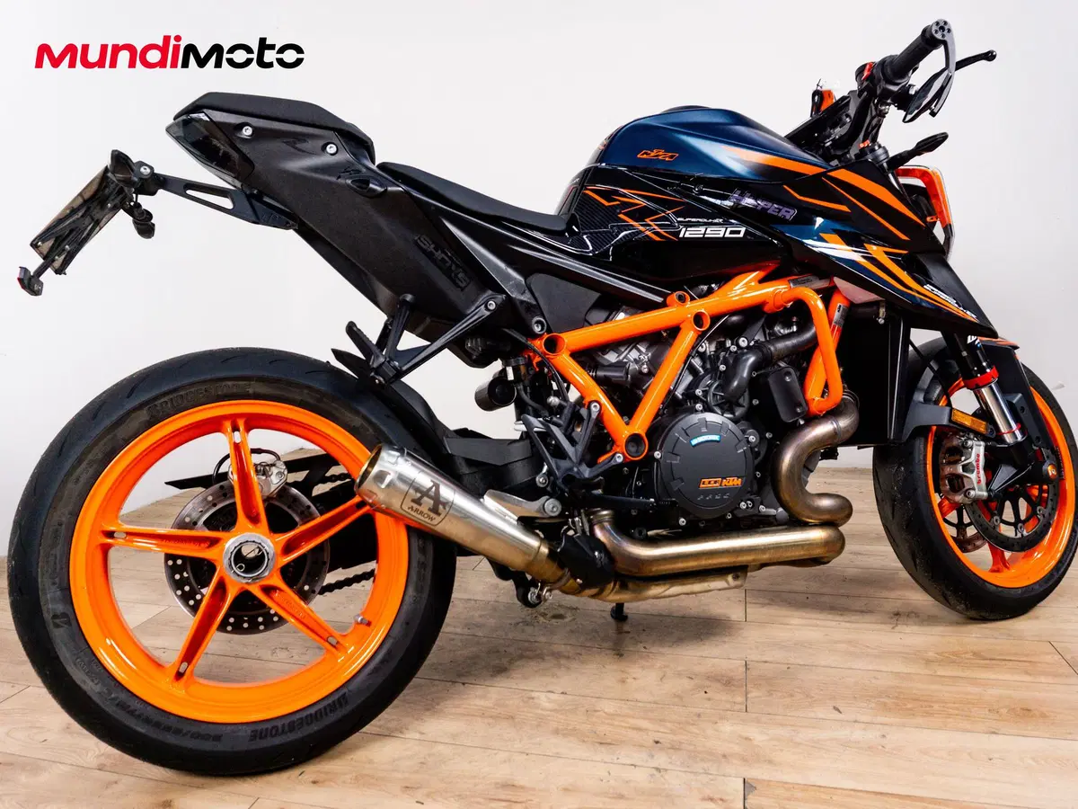 KTM 1290 Super Duke R (2020) (3)