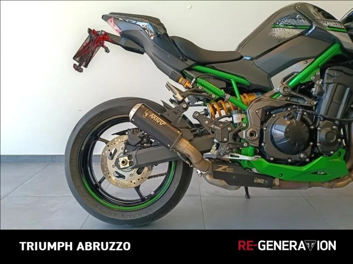 Kawasaki Z 900 SE (2022 - 24) (5)