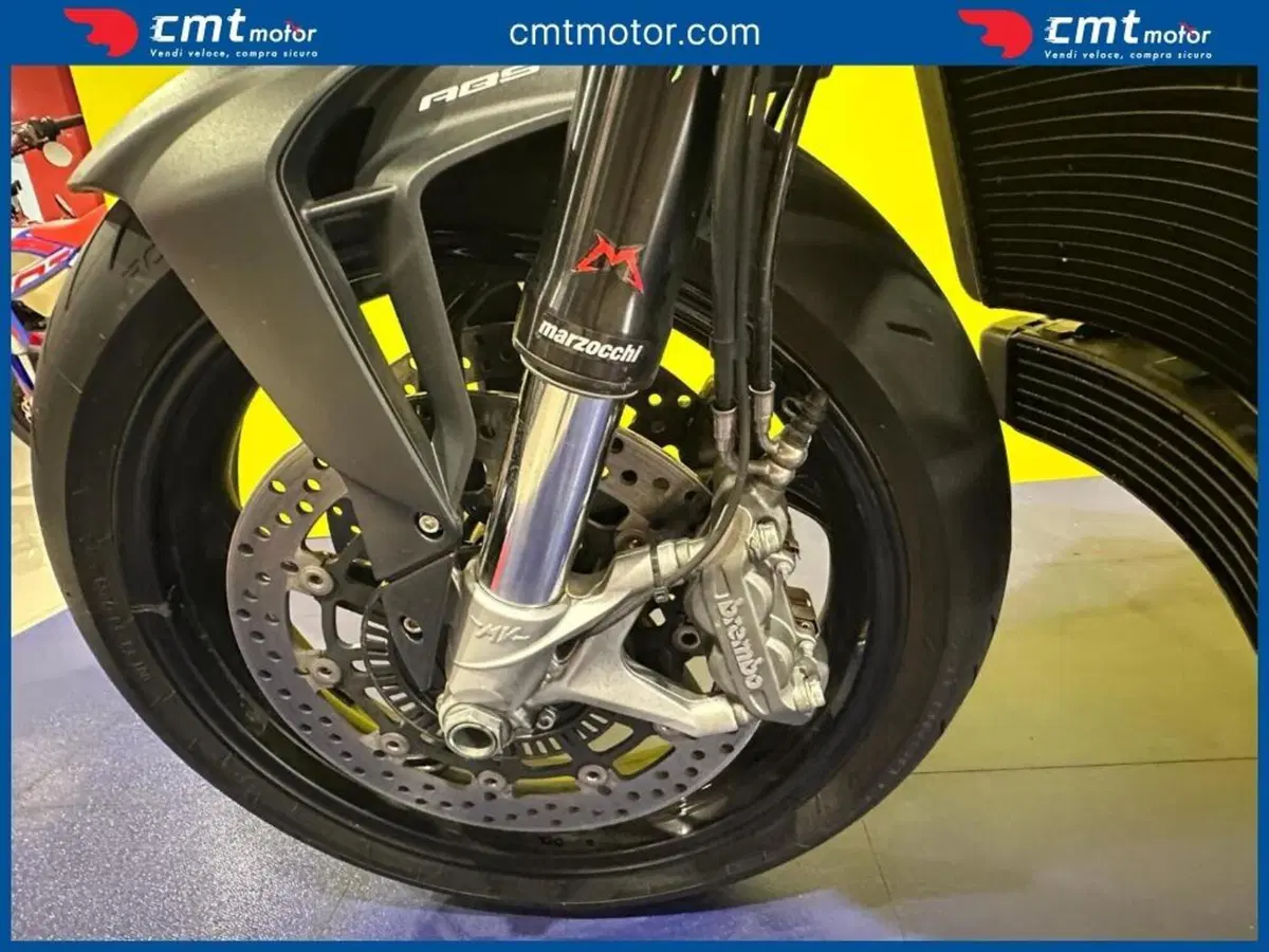 MV Agusta Brutale 800 Rosso (2021 - 23) (12)