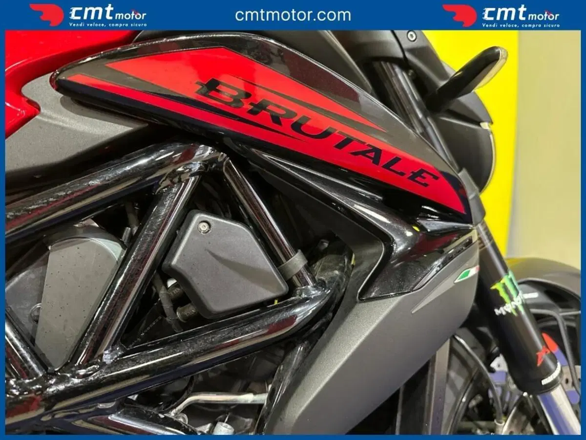 MV Agusta Brutale 800 Rosso (2021 - 23) (13)