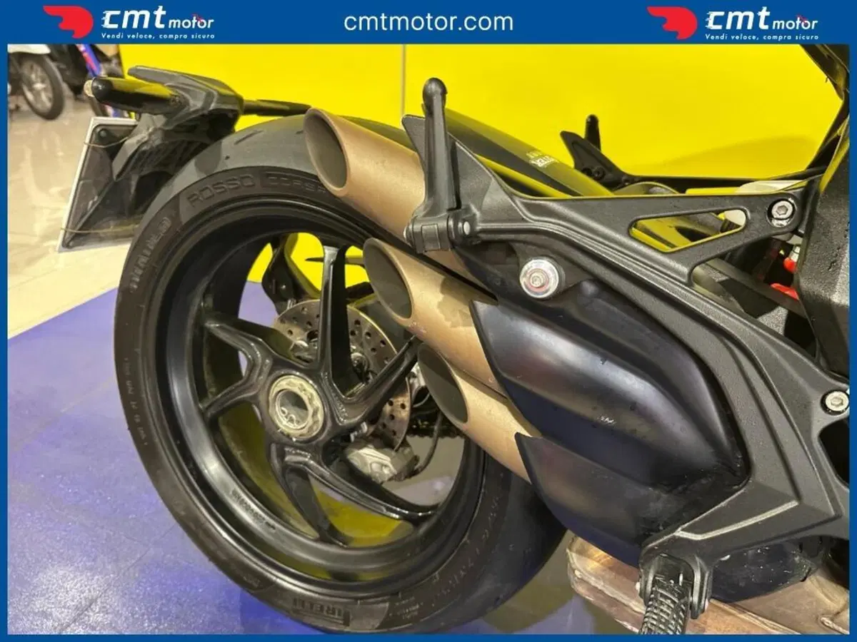 MV Agusta Brutale 800 Rosso (2021 - 23) (14)
