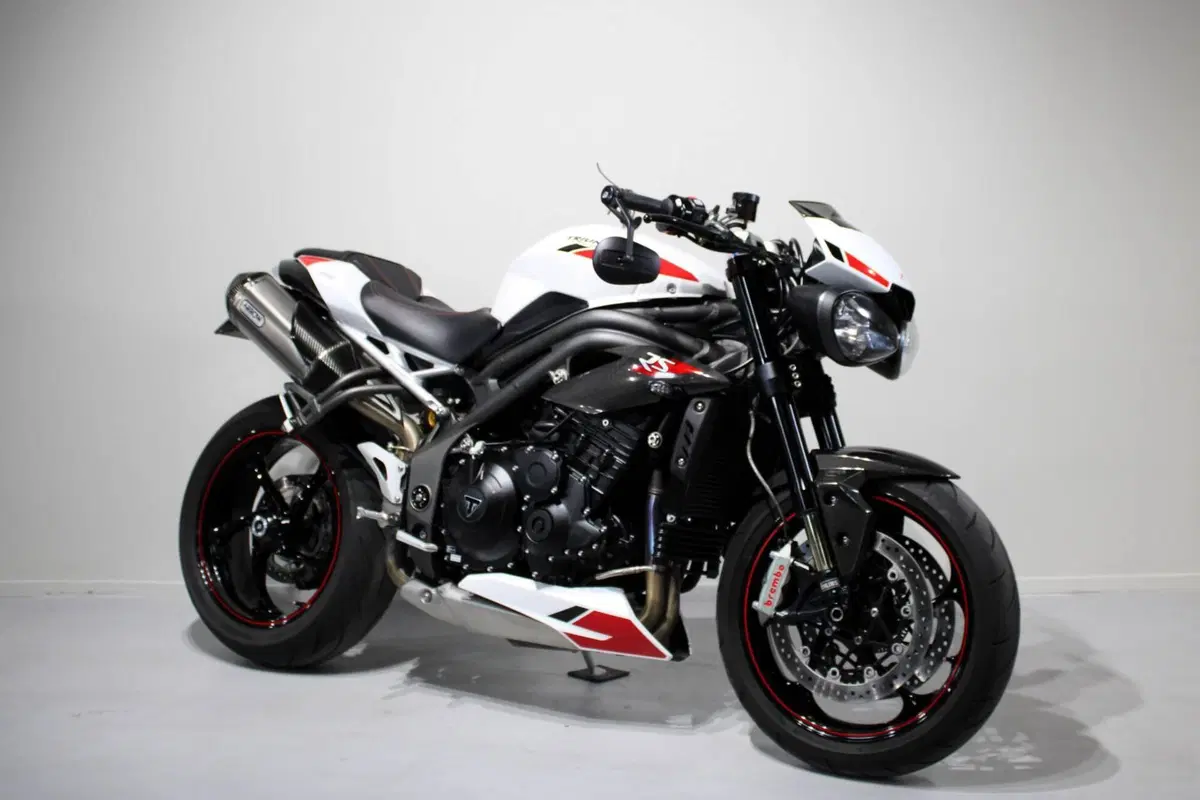 Triumph Speed Triple 1050 RS (2018 - 20) (2)