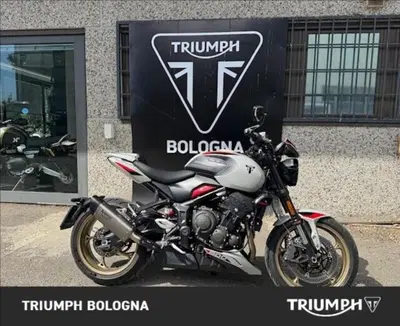 Triumph Trident 800 (2026) usata