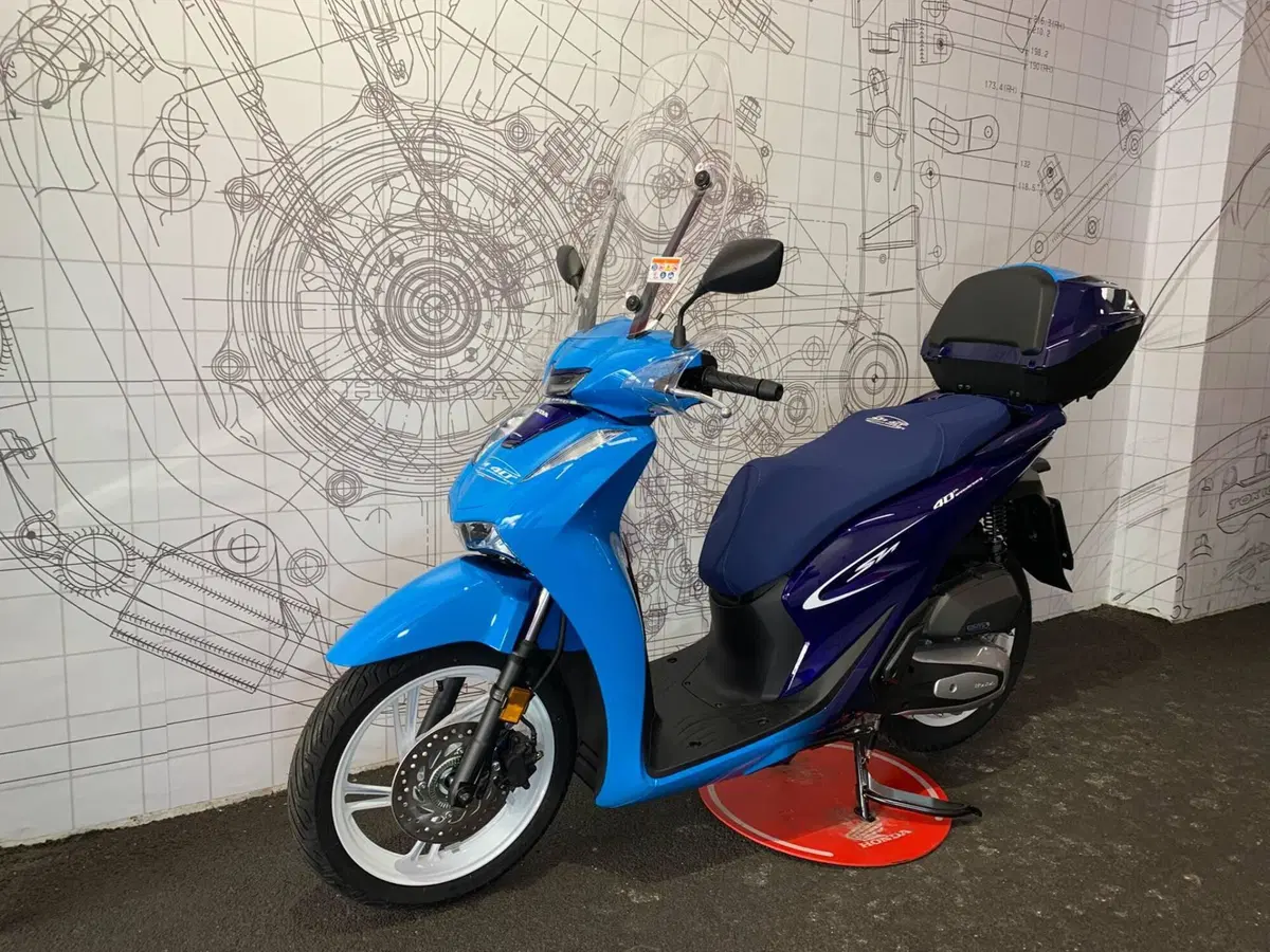 Honda SH 125i (2024 - 25) (4)