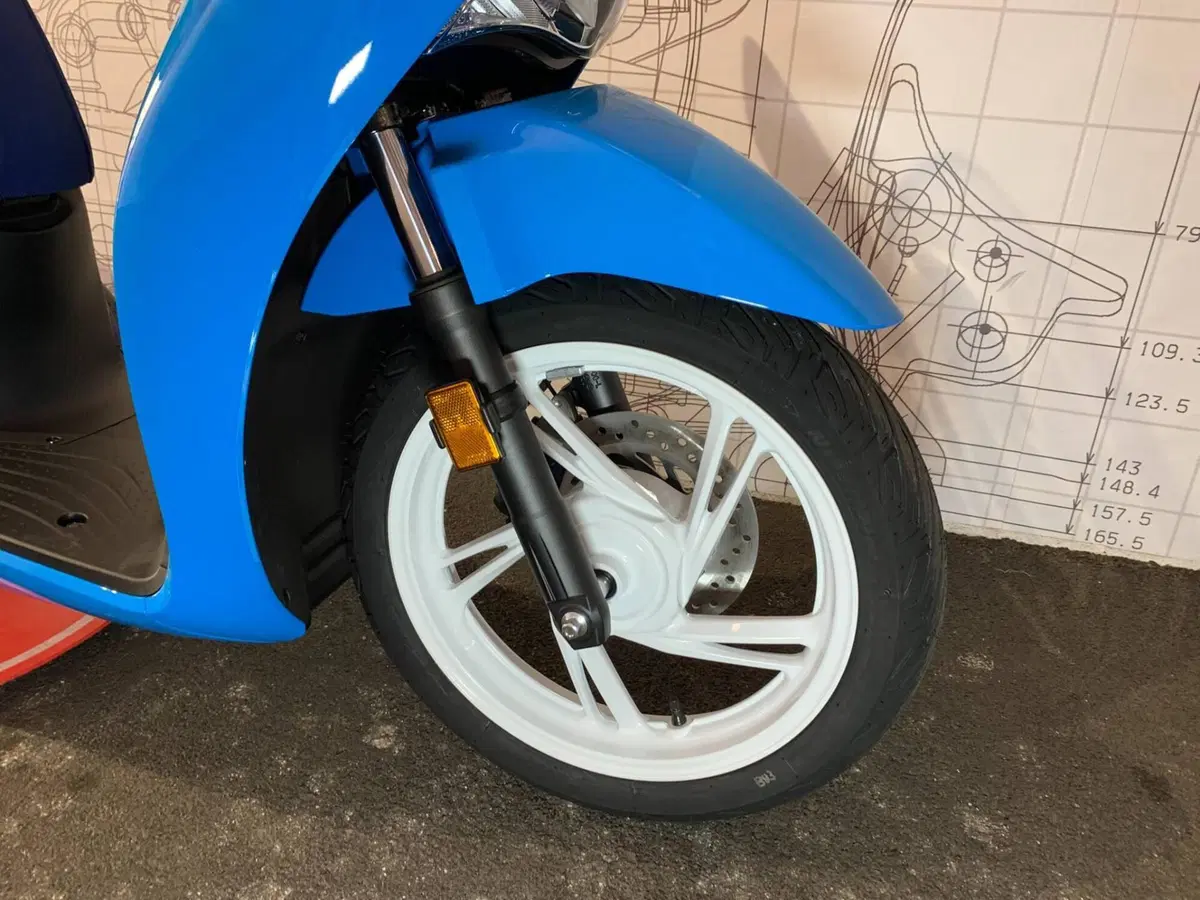 Honda SH 125i (2024 - 25) (10)