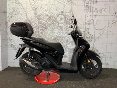 Honda SH 150i (2024 - 25) usata