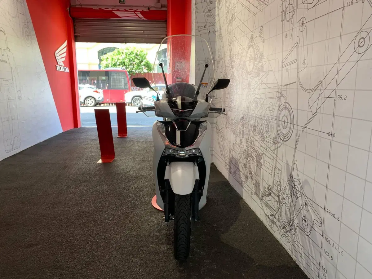 Honda SH 150i Sport (2022 - 23) (5)