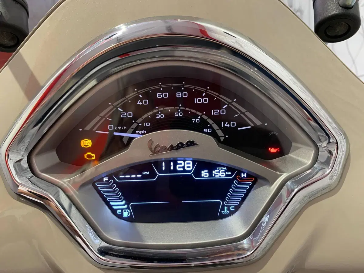 Vespa GTS 310 Super (2025 - 26) (6)