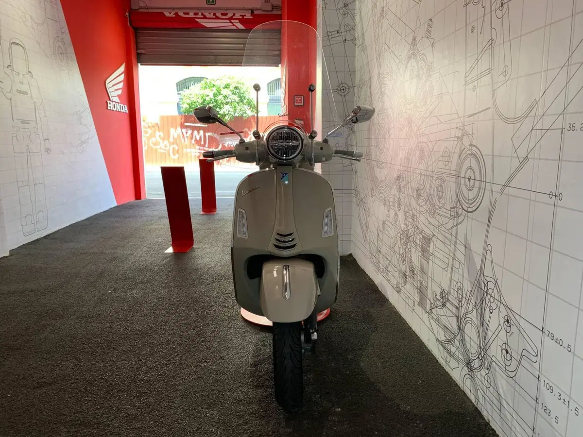 Vespa GTS 310 Super (2025 - 26) (5)