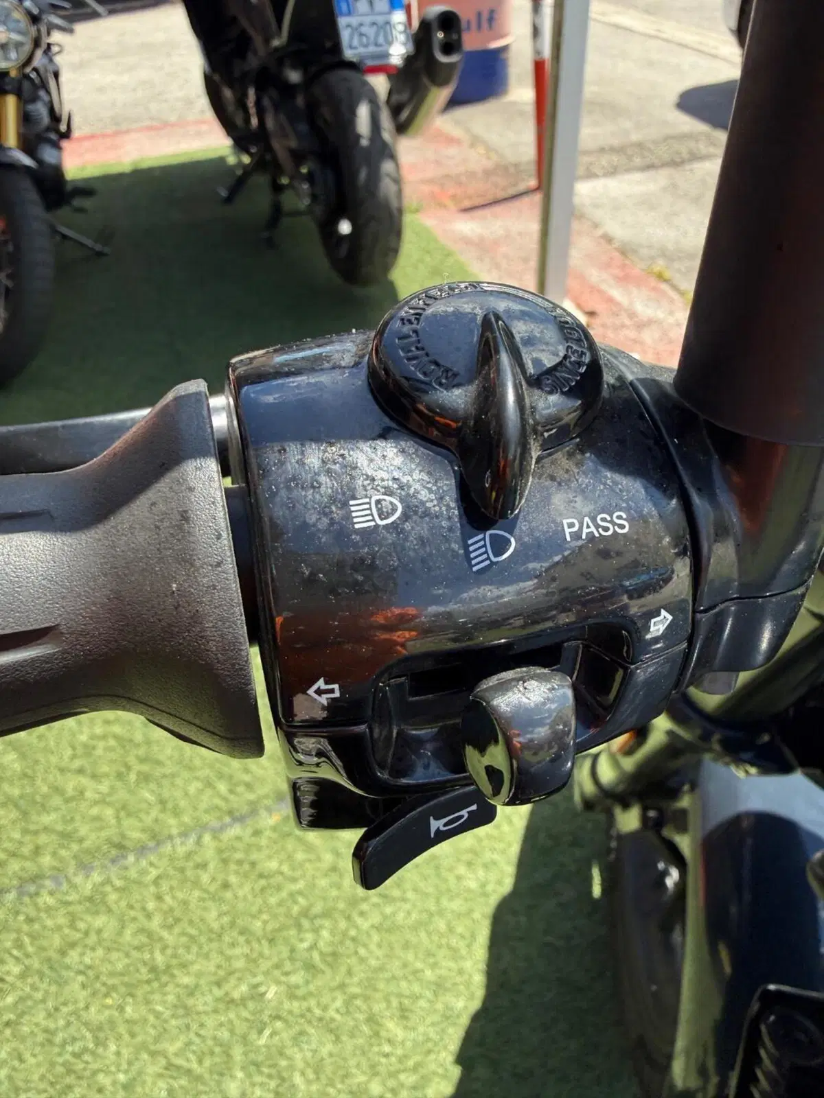 Royal Enfield Shotgun 650 (2024 - 26) (10)