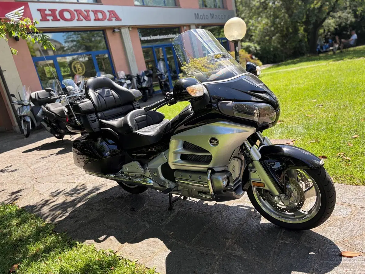 Honda GL 1800 Gold Wing (2012 - 17) (4)