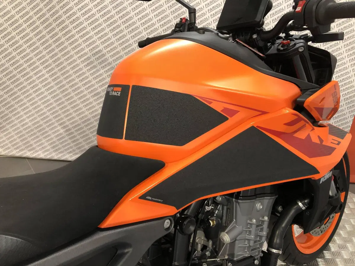 KTM 990 Duke (2024 - 26) (11)
