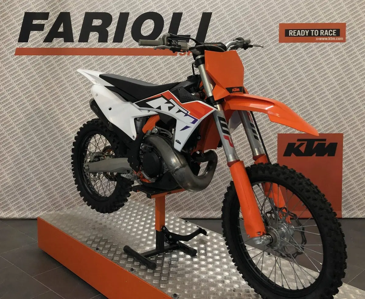 KTM 250 SX (2023) (8)