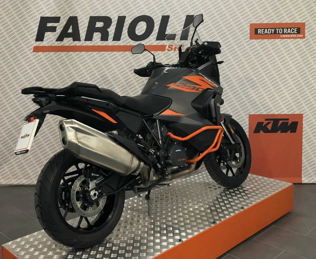 KTM 1290 Super Adventure S (2021) (2)