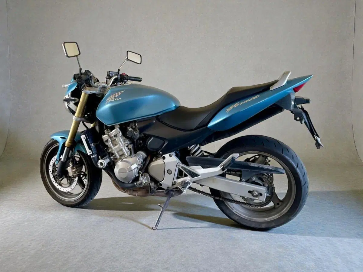 Honda Hornet 600 (2005 - 06) (5)
