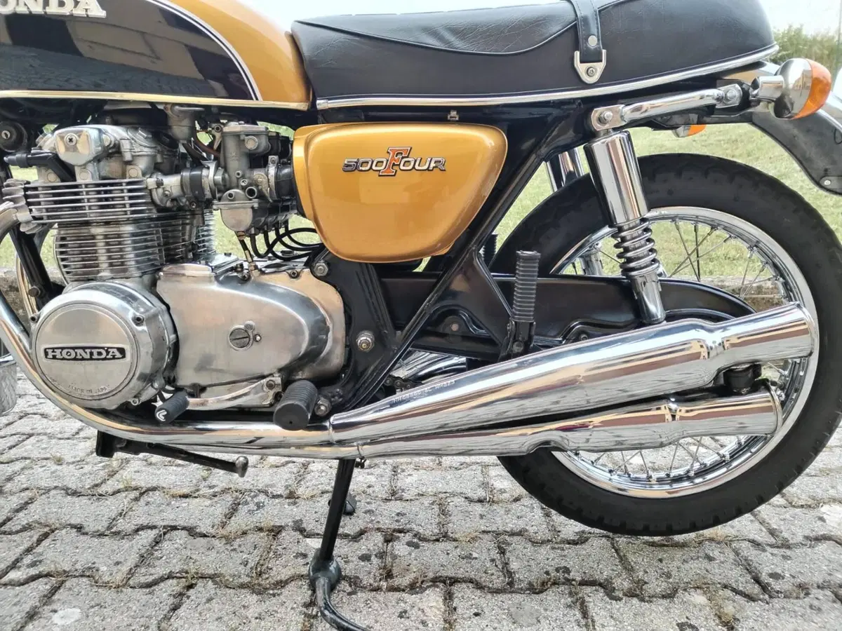 Honda Cb four 500 (6)