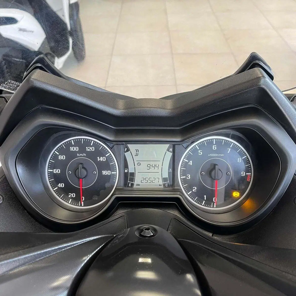 Yamaha X-Max 300 ABS (2017 - 20) (2)