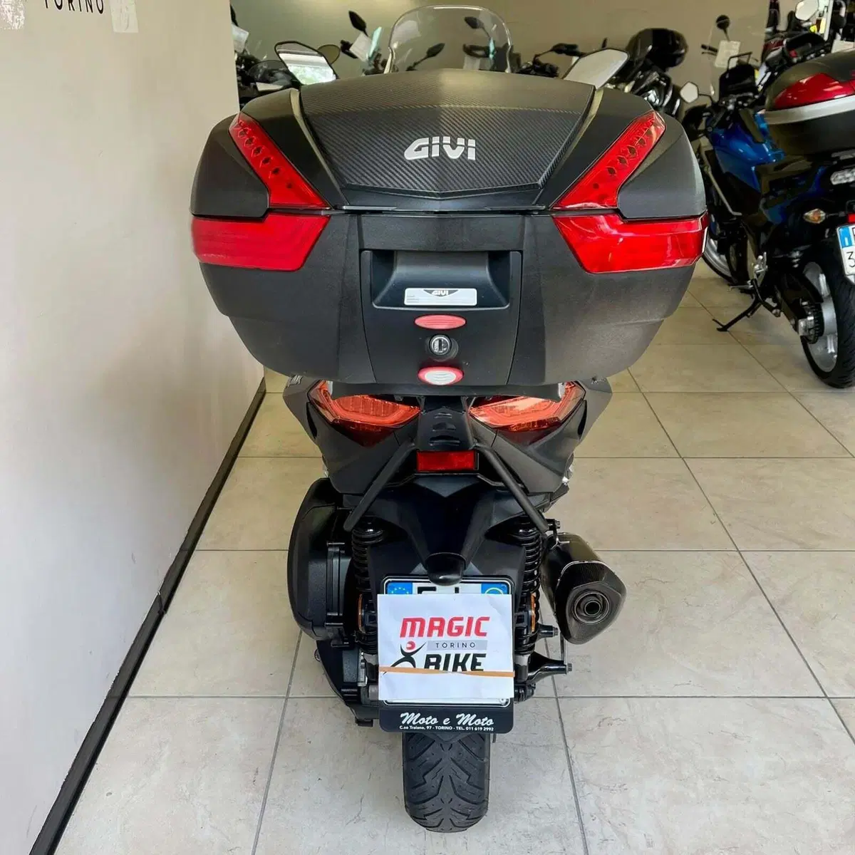Yamaha X-Max 300 ABS (2017 - 20) (9)