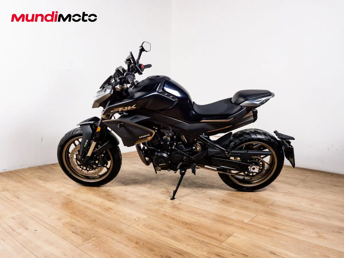 CFMOTO 800NK Sport (2023 - 26) (5)