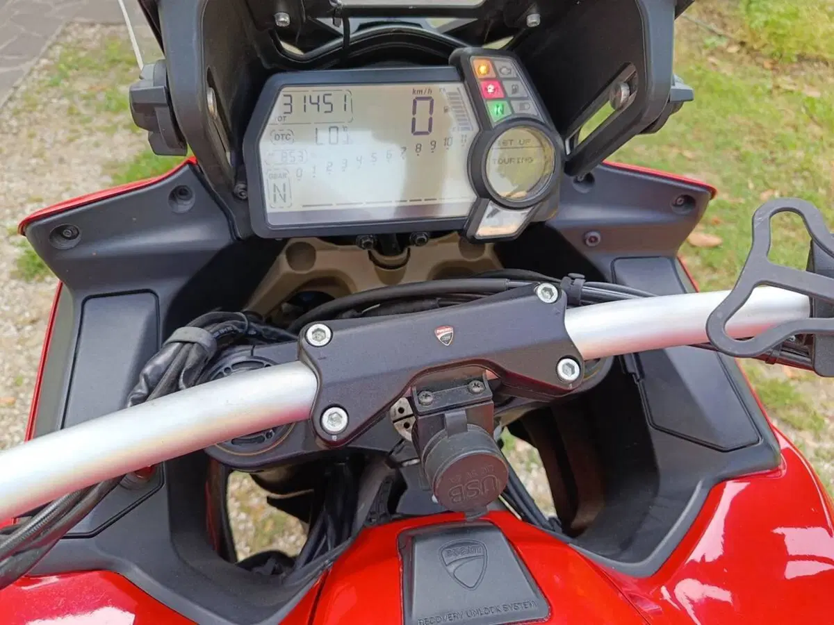 Ducati Multistrada 1200 ABS (2010 - 12)
