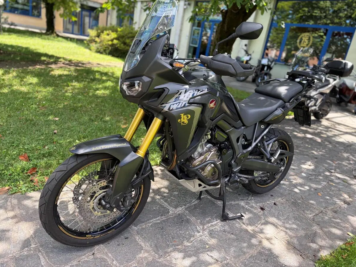 Honda Africa Twin CRF 1000L DCT ABS (2016 - 17) (2)