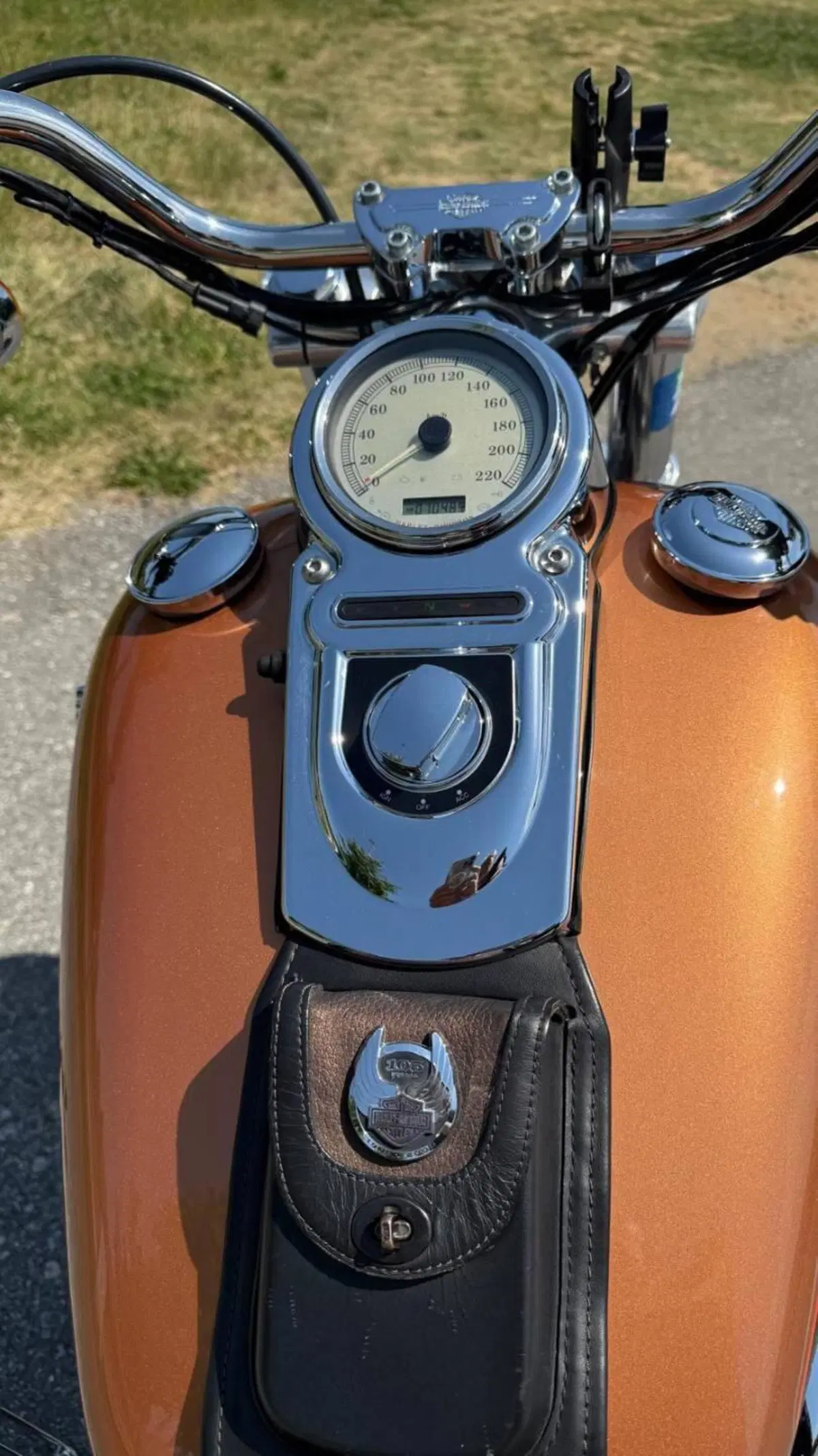 Harley-Davidson 1584 Super Glide Custom (2008 - 13) - FXDC (9)