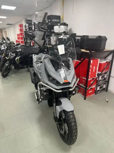 Zontes ZT368-G (2026) nuova