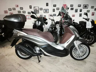 Piaggio Beverly 300 i.e. ABS-ASR (2016 - 20) usata