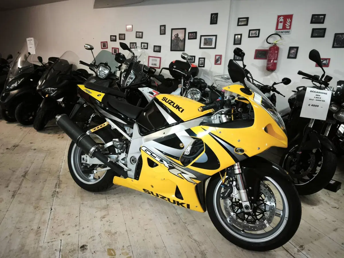 Suzuki GSX R 750 (1999 - 03) (2)