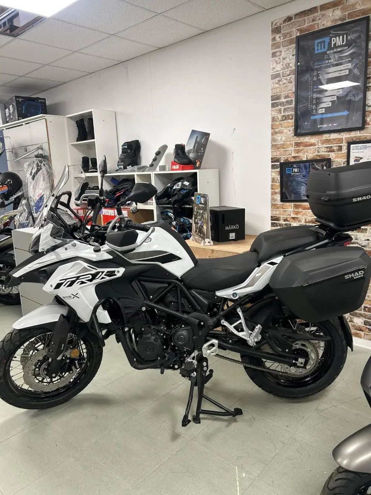 Benelli TRK 502X (2021 - 26) (3)