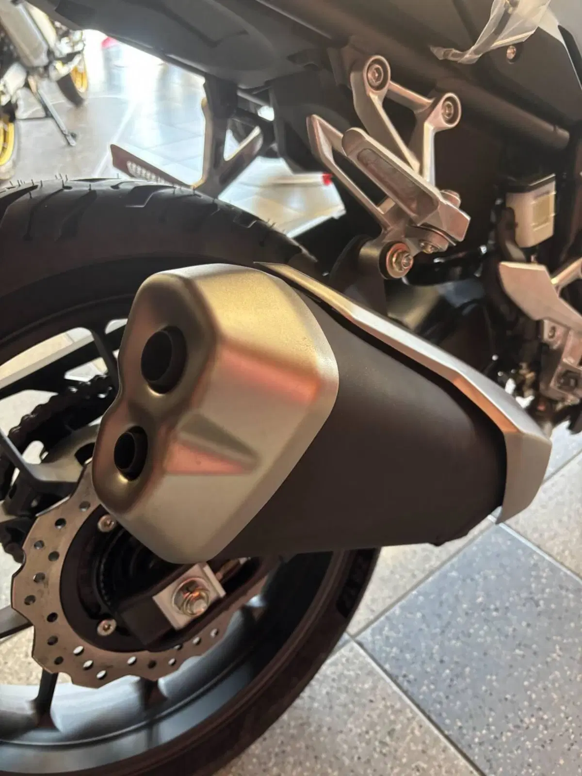 Honda CB 500 Hornet (2026) (6)