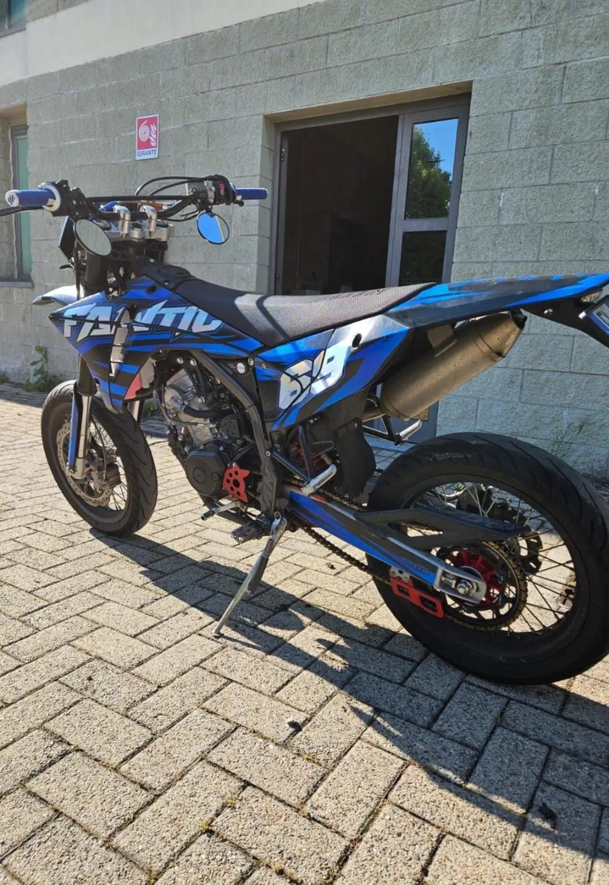 Fantic Motor XMF 125 Motard Competition 4T (2023 - 24) (3)