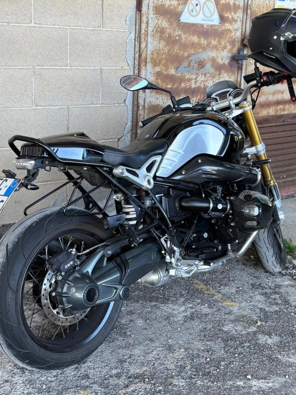 Bmw R nineT 1200 (2014 - 16) (2)
