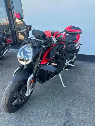 MV Agusta Brutale 1000 RS (2022 - 26) usata